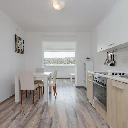 6 Bedroom Gorgeous In Pag * Pag Town