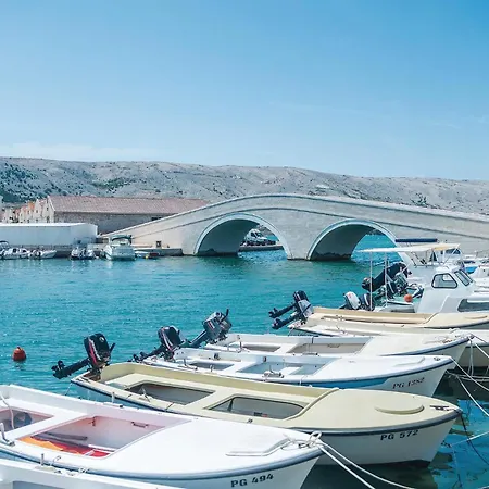6 Bedroom Gorgeous Home In Pag Holiday home Pag Town