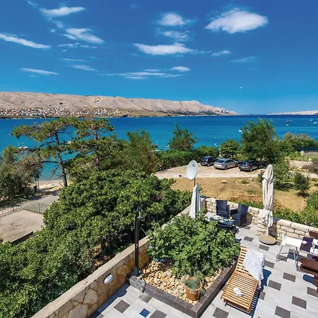 Prázdninový dům 6 Bedroom Gorgeous In Pag *